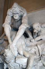 古生物学比較解剖学展示館オランウータン彫像
