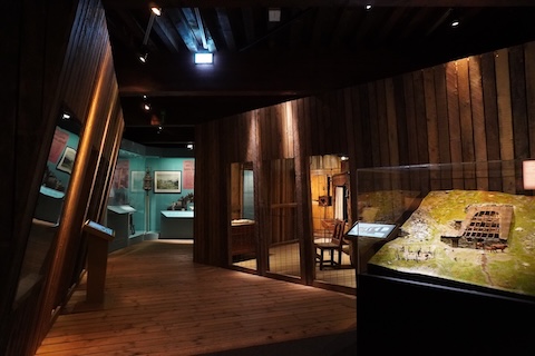 模型と再現室内