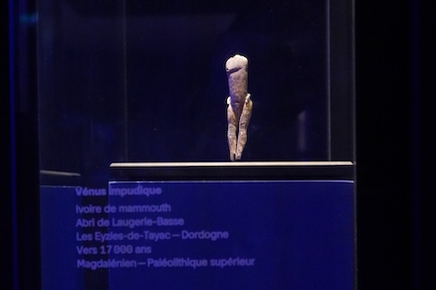 模型と再現室内